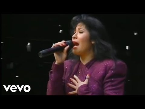 Selena – Disco Medley (Live From Astrodome)
